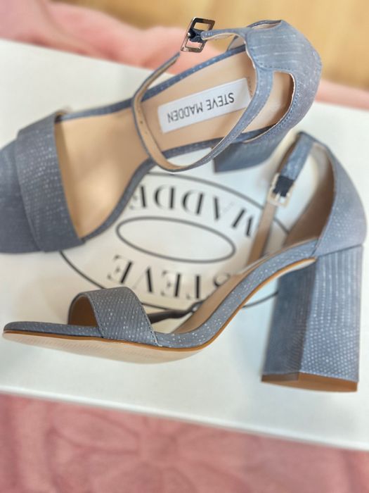 Босоніжки 36 розмір . Нові