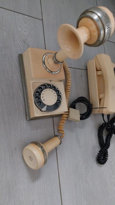 Stare telefony prl