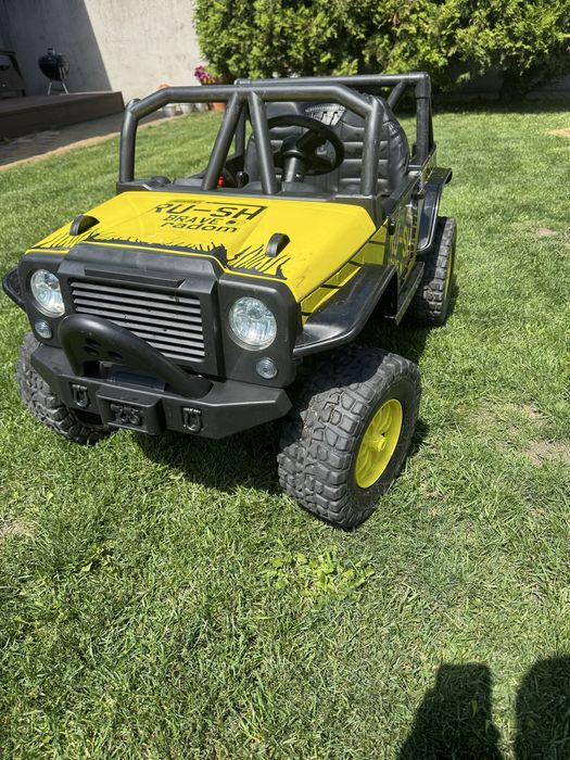 Детский электромобиль внедорожник 4×4, двухместный, состояние нового 24v