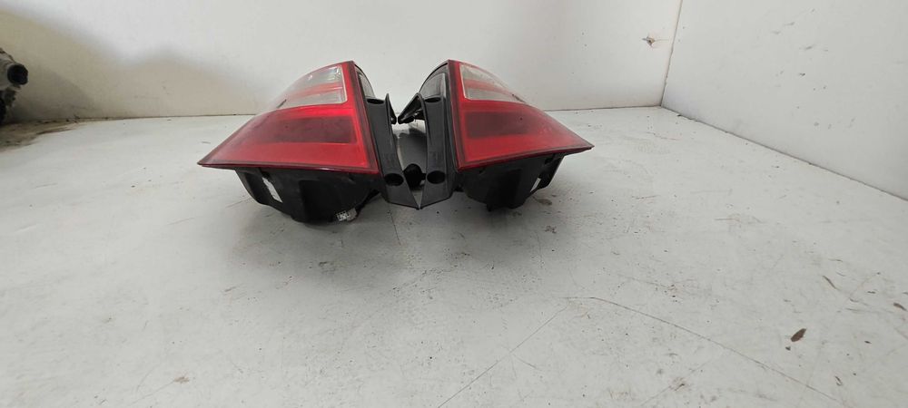 HYUNDAI I30 HATCHBACK 2007 ROK Lewa i Prawa Lampa lewy i prawy tył