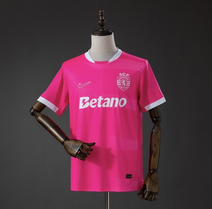 Camisas de clubes e seleções