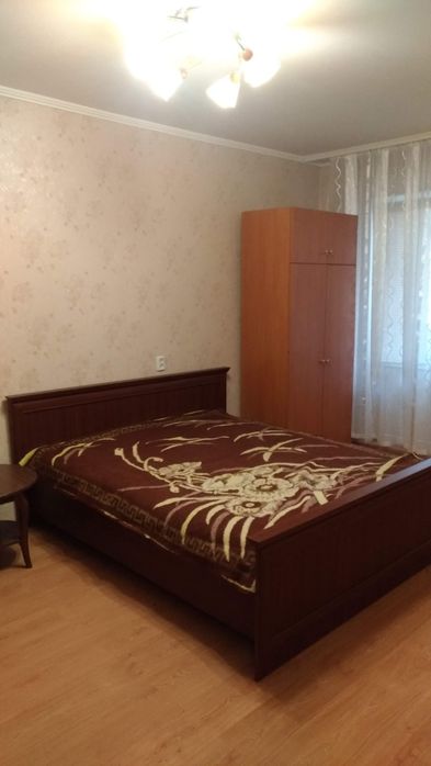Сдам 1 ком  квартиру на Ильфа и Петрова на длительный срок!