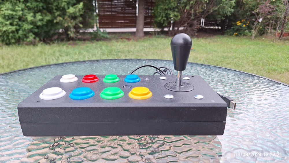 Praworęczny uniwersalny joystick arkadowy usb