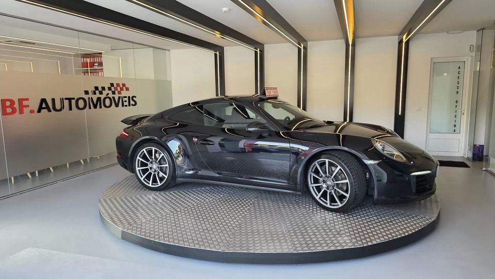 Porsche 911 (991) Carrera 4 PDK