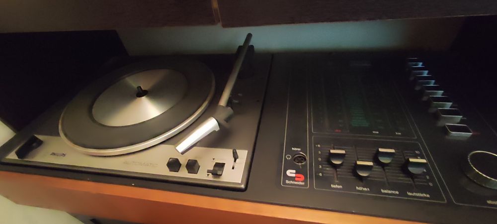 giradiscos Philips  scheider anos 80