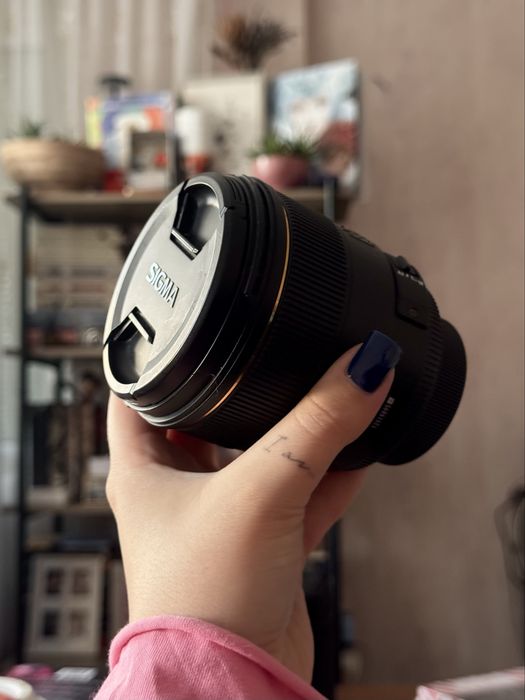 Обʼєктив Sigma 85 mm 1.4 EX DG Nikon