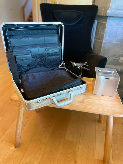Кейс для цінностей Rimova Attaché Case. Литий алюміній46,5*39,5*12см..