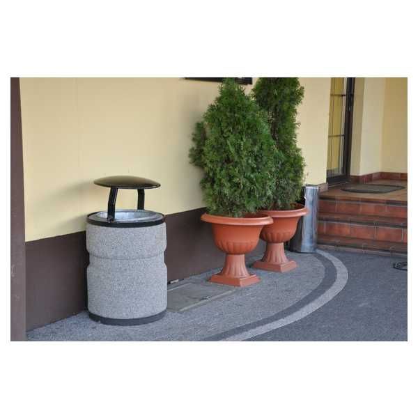 Kosz na śmieci okrągły miejski betonowy z daszkiem 26 l z pasem