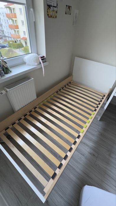 lozko Black Red White