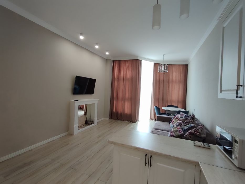 Сдам квартиру в ЖК"Сабанский"/парк Шевченко. Ланжерон. Гардеробная