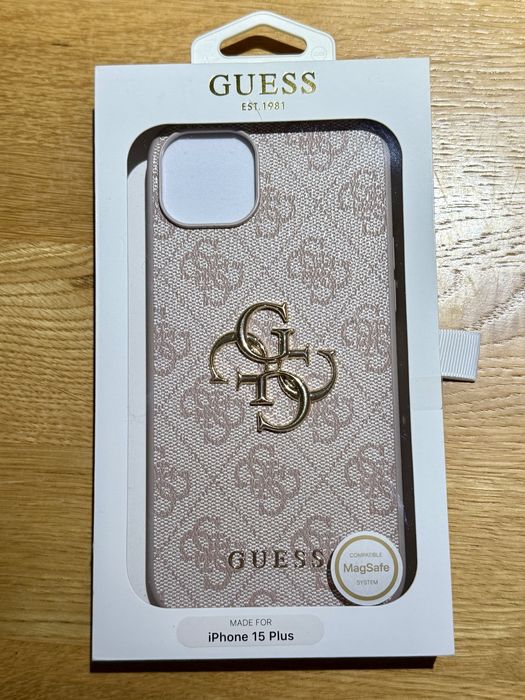 Etui iphone 15 plus guess