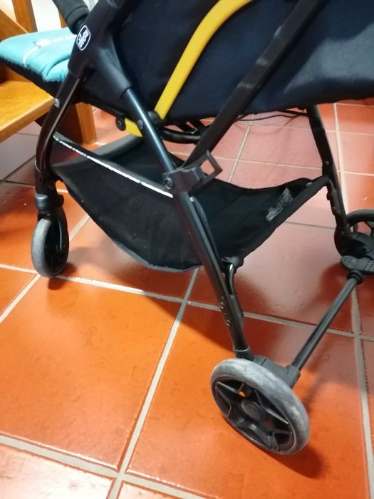 Carrinho para criança