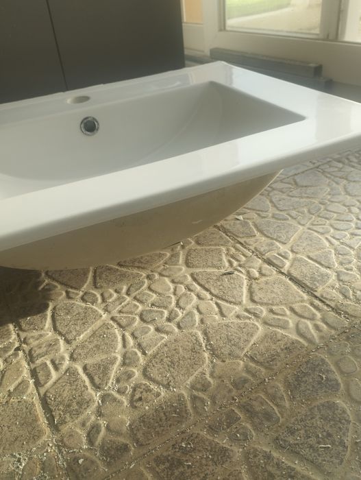 Lavatório branco 60 cms