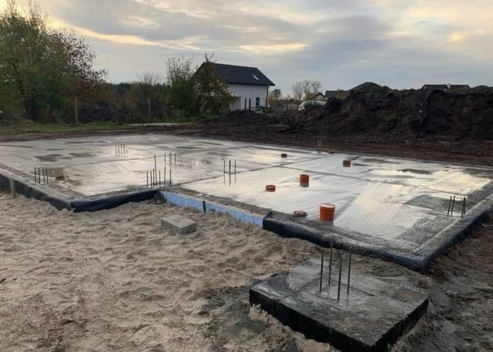 Działka budowlana ul. Zastępowa z fundamentem oraz pozwoleniem na budo