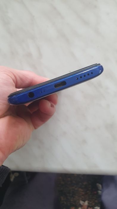 Телефон Redmi 8 полностью рабочий