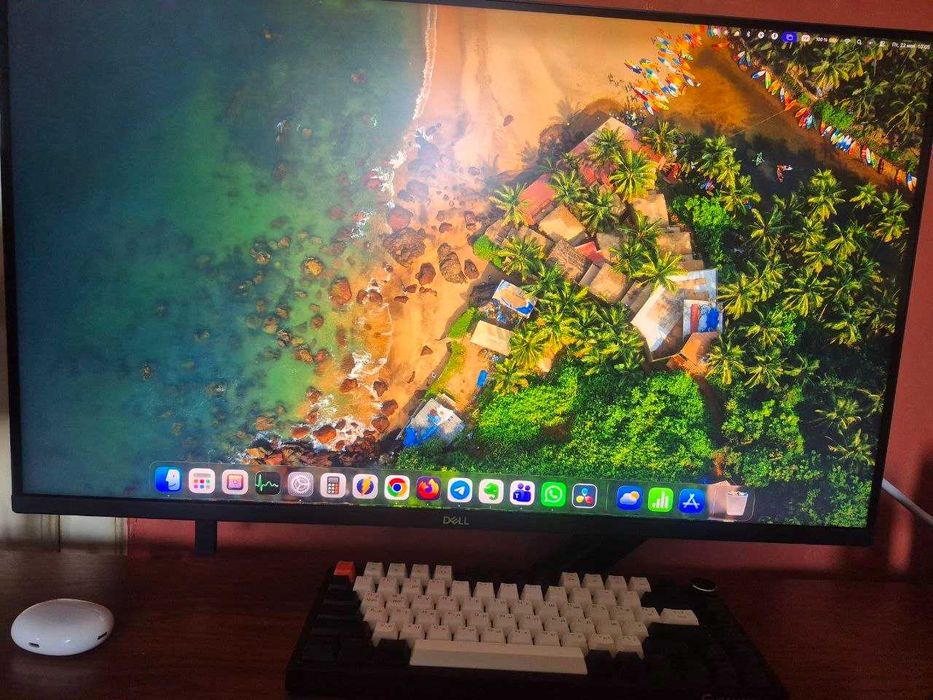Монітор Dell G3223Q в ідеальному стані.