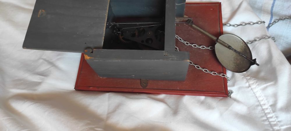 Часы маяк берёзка с маятником