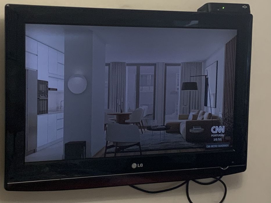 Tv  LG a funcionar com comando