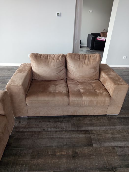 Conjunto de dois sofás