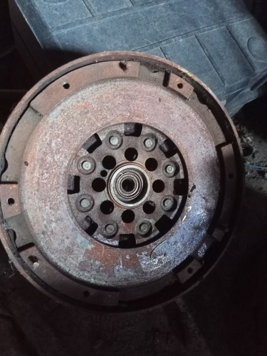 Продам демфер  віто2.2сді. Спрінтер.