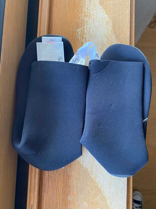 Botim de surf em neoprene 2 mm Triboard