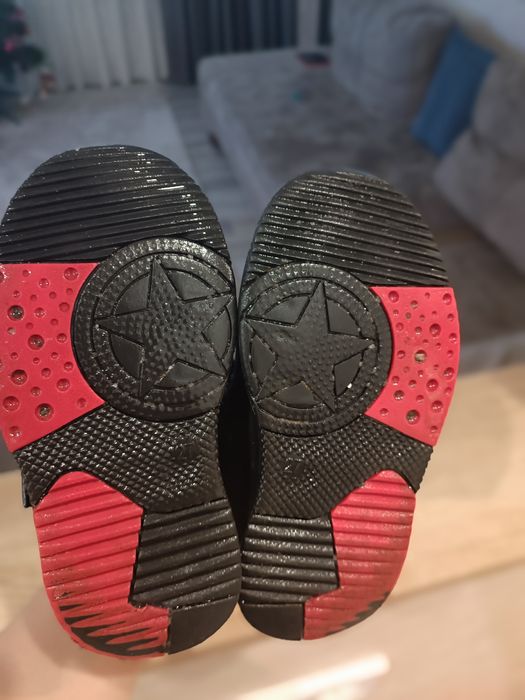 Боти і черевики зимові