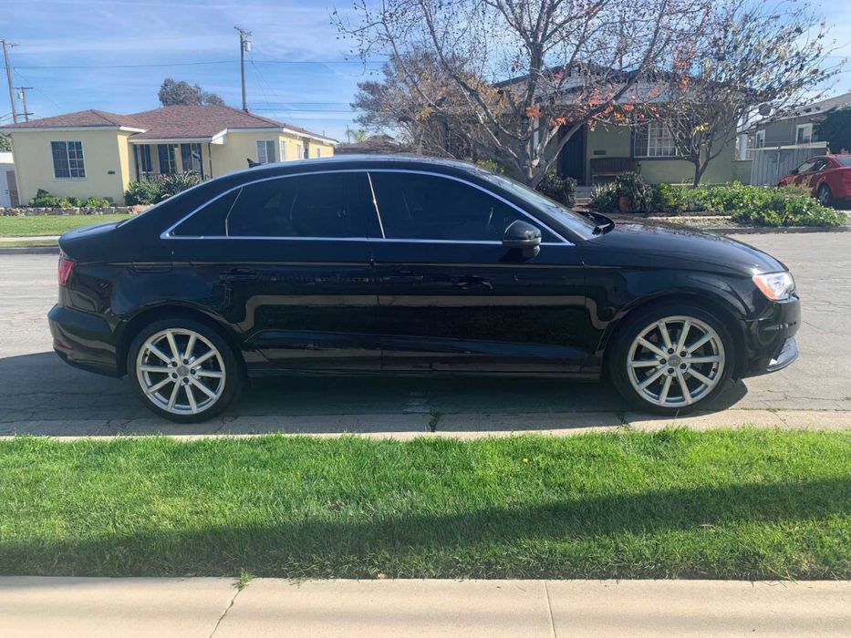 Audi A3      2015