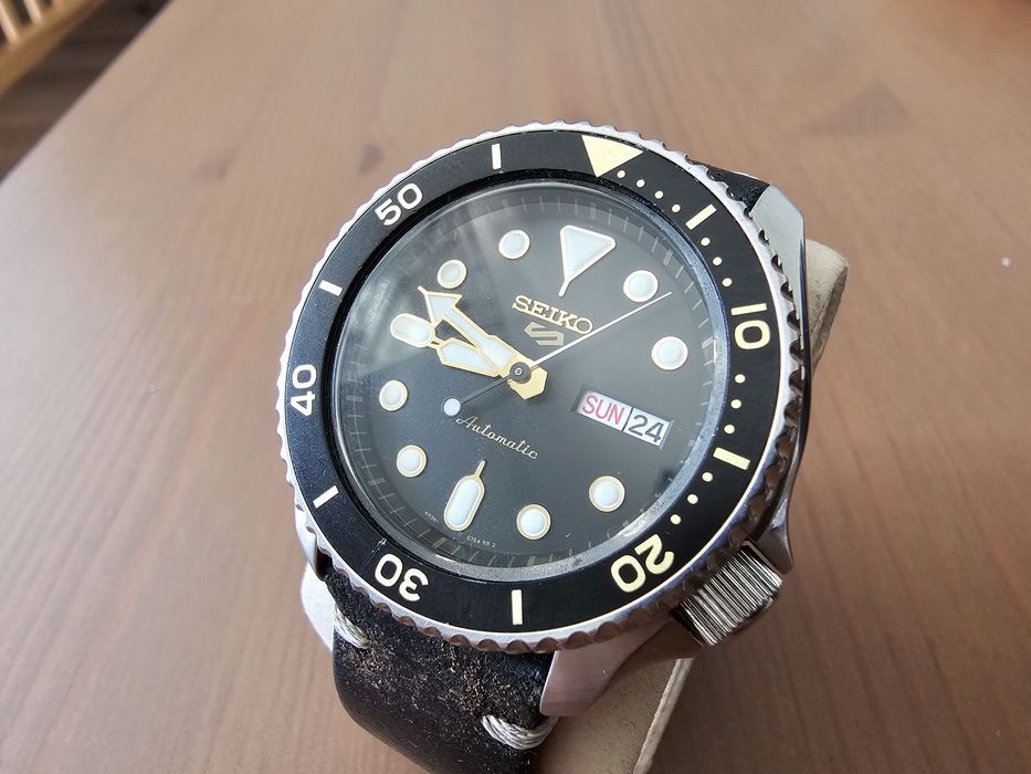 Zegarek Seiko 5 SRPD57K1