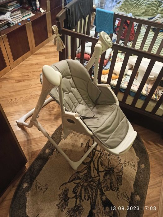 Стільчик-гойдалка Triumph CRL-10302 Palette Grey CARRELLO