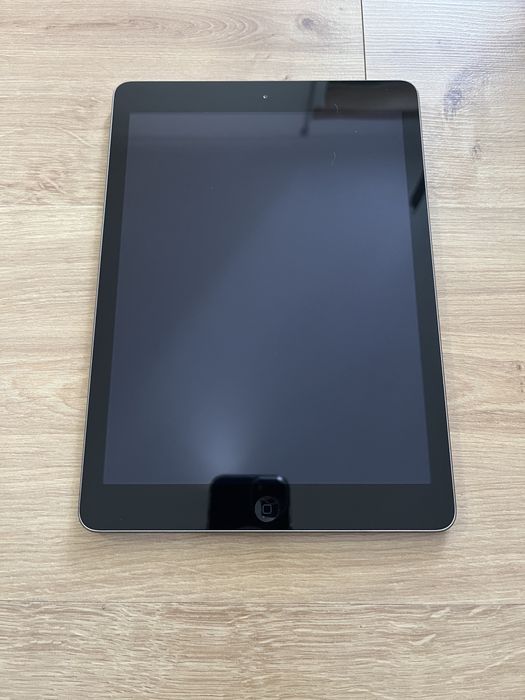 Apple iPad Air - 1a Geração - 32GB, Wi-Fi, 9.7" - Cinzento MD786B/B - A1474