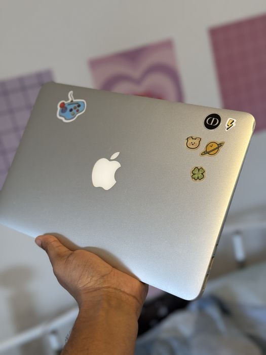 Macbook air early15 13 polegadas488058218874163200
