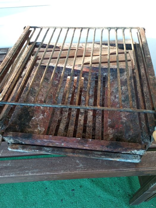 Churrasqueira em ferro  zincado