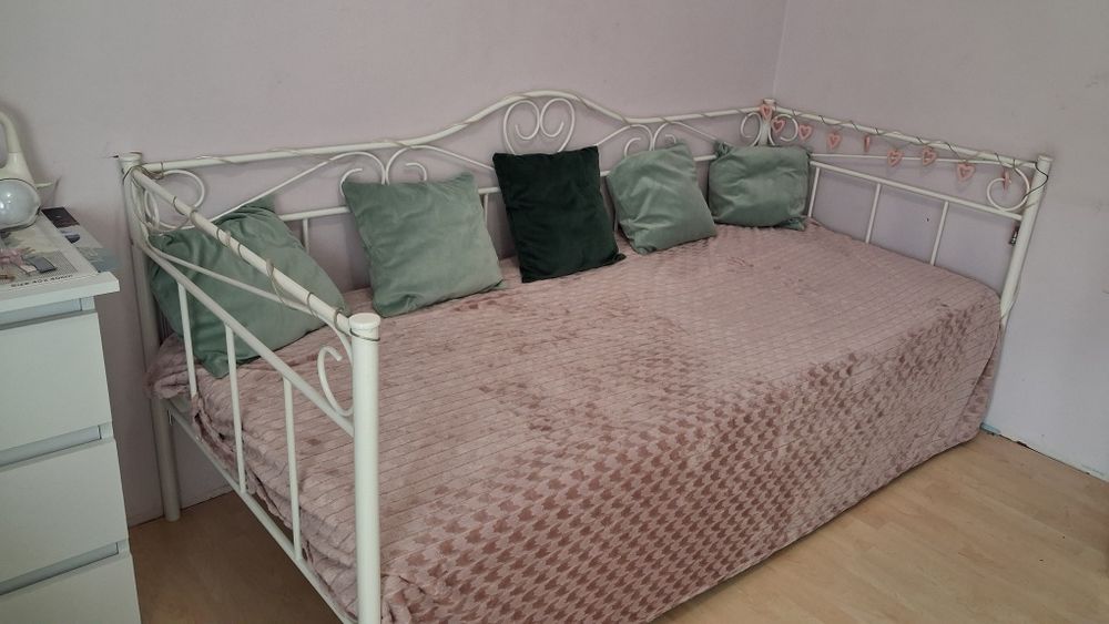 Łóżko metalowe jednoosobowe