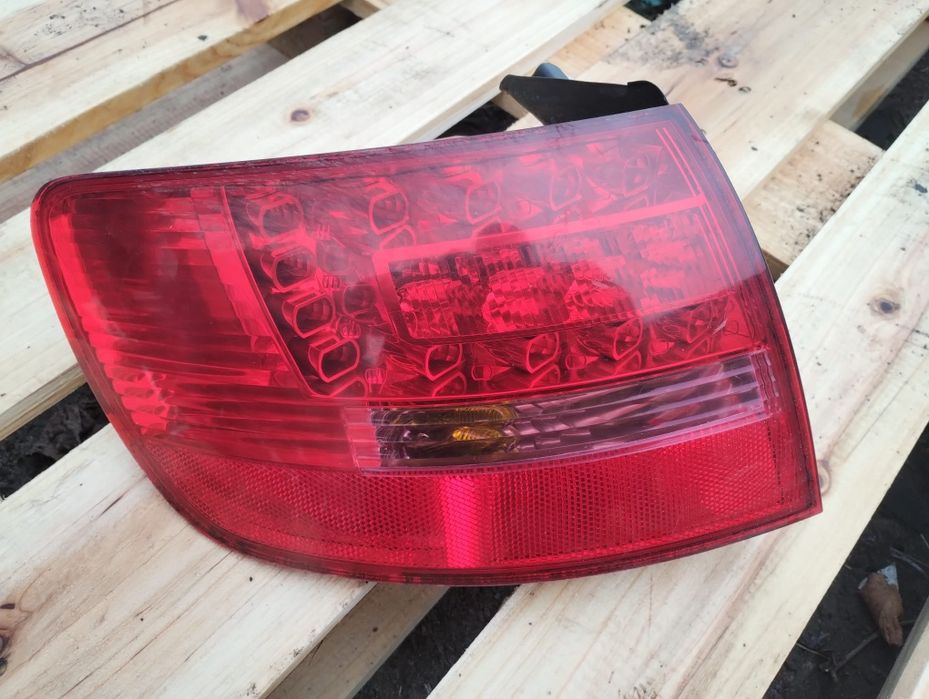 Lampa led tył tylna lewa audi A6 C6 Avant lift 4f0
