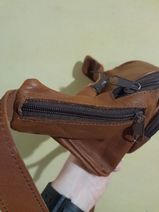 Шкіряна поясна сумка бананка унісекс