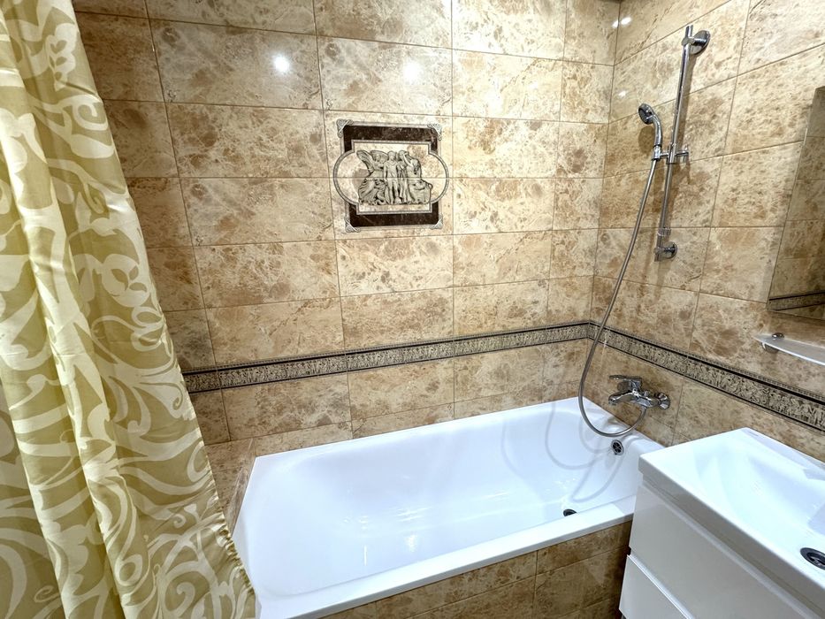 1 комнатная 48кв/14Эт квартира в аренду ЖК Ревуцкий Харьковская