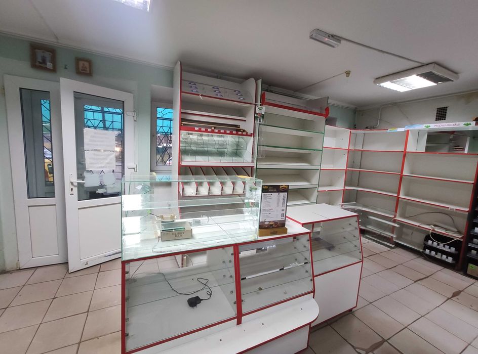Продається магазин в районі м'ясокомбінату