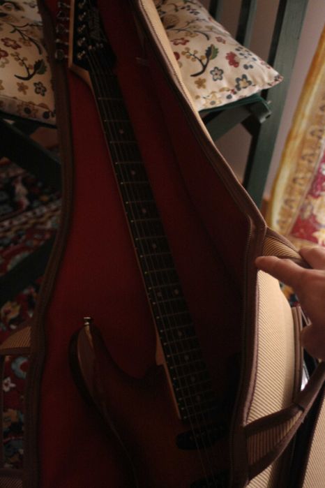 Saco da Fender para guitarra elétrica, em tecido tweed