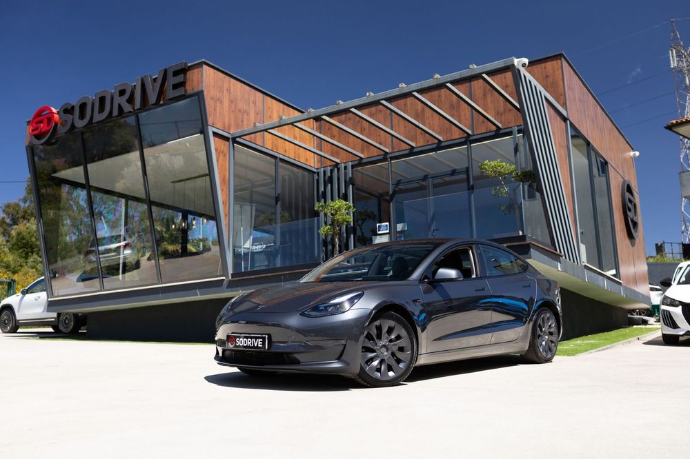 Tesla Model 3 Long Range Tração Integral