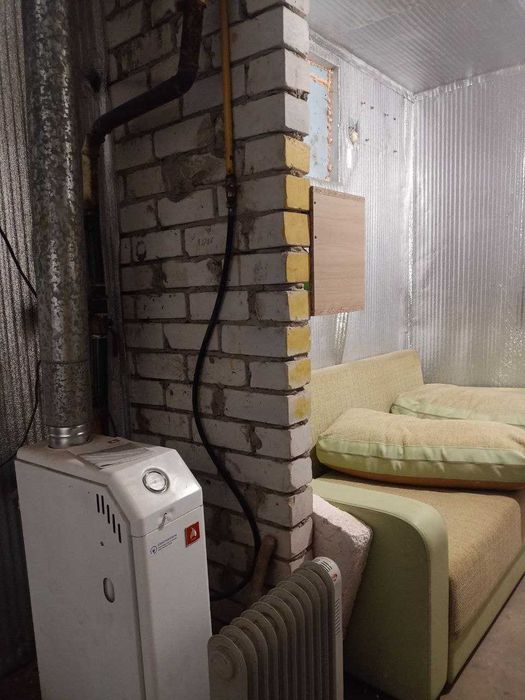 Под офис или магазин н/ф возле метро Центральный рынок. Отдельный вход