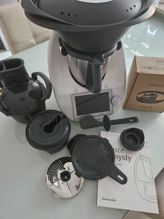 Sprzedam Thermomix TM6 z Gwarancją  12.2029.