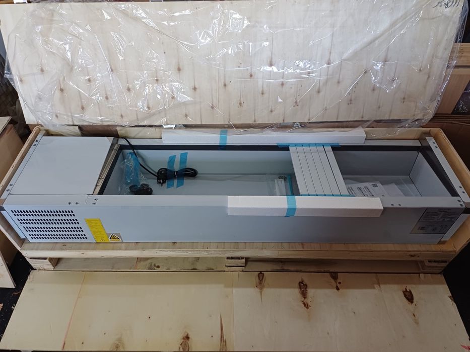 *Vitrine Refrigerada 1,60m para 7x recipientes GN 1/3*