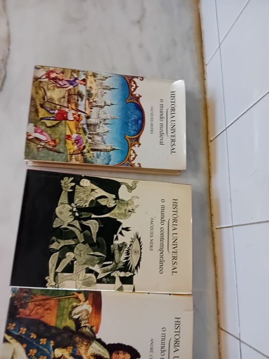 Conjunto de 4 Livros História Universal