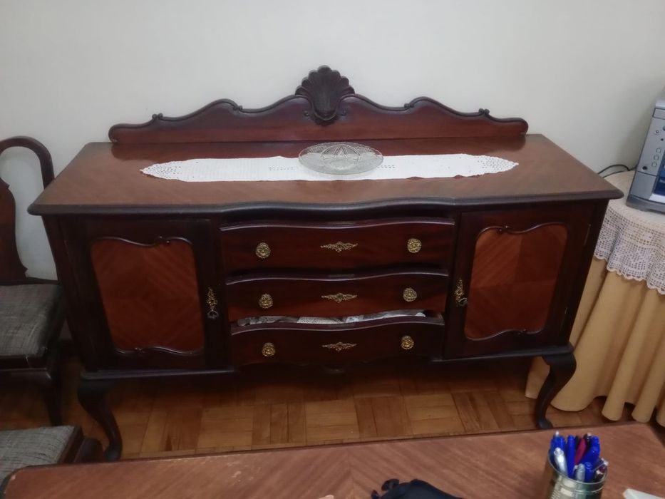 Mobilia Quinane 2 Moveis 1 Mesa Jantar (cadeiras são oferta)