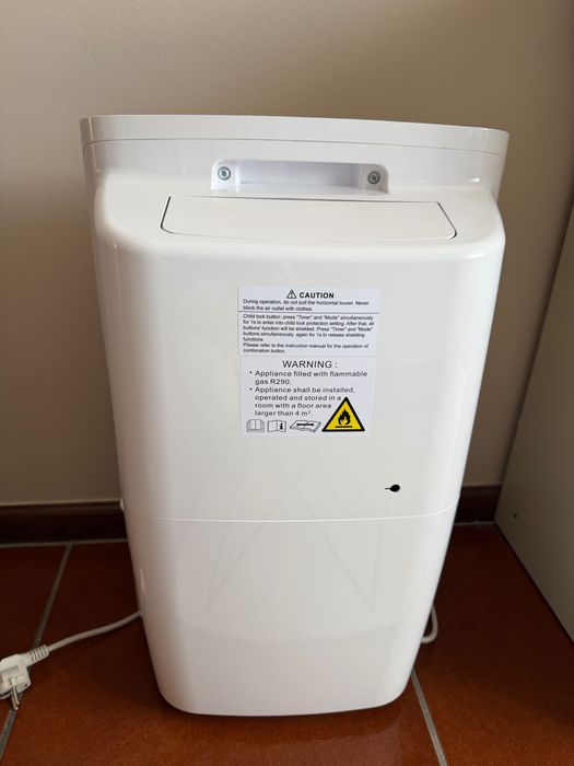 Dehumidifier desumidificador Gree Daisy 20 l com função de secagem