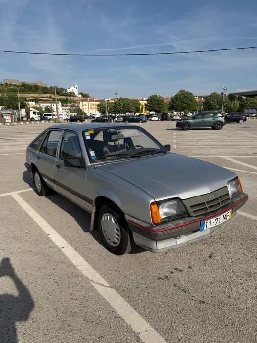 Opel ascona Sprint 1.8i