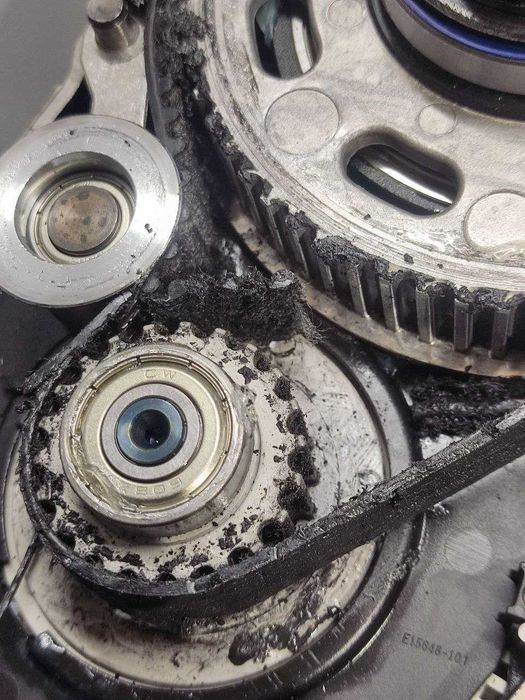 Wymiana paska w silniku BROSE Mag lub Alu