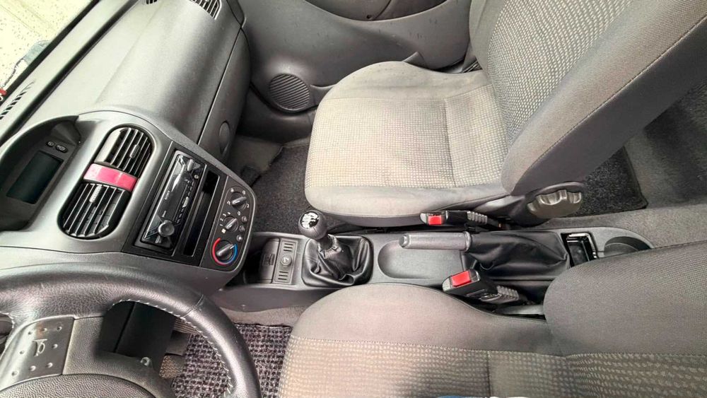 carro Opel Corsa