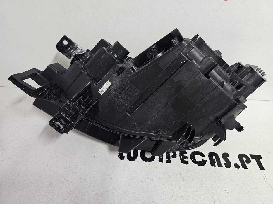 Ótica Direita VW ID 4 (23/+) Full-Led