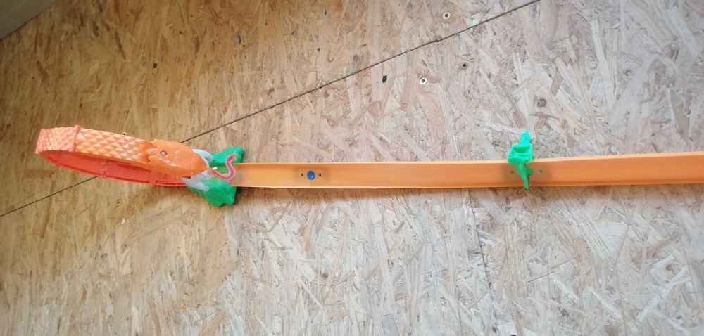 Hot Wheels tor Atak kobry / węża DWK94 DWK95